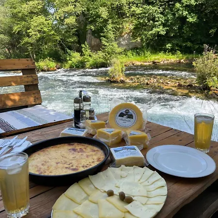 Domacinstvo Na Kraju Svijeta Landhaus *