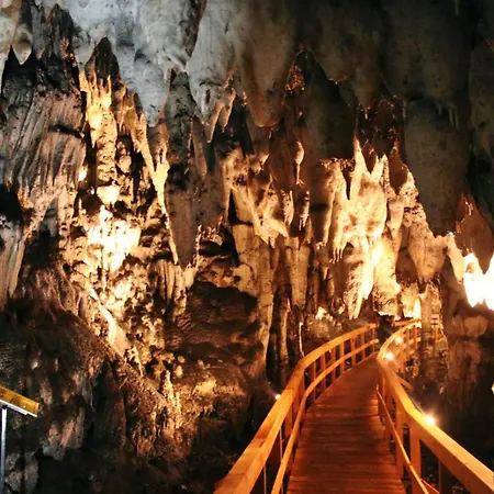 Casa de Campo Domacinstvo Na Kraju Svijeta *