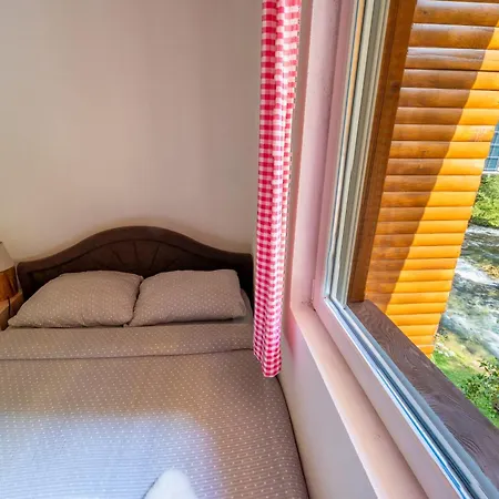 Domacinstvo Na Kraju Svijeta Country house Sipovo