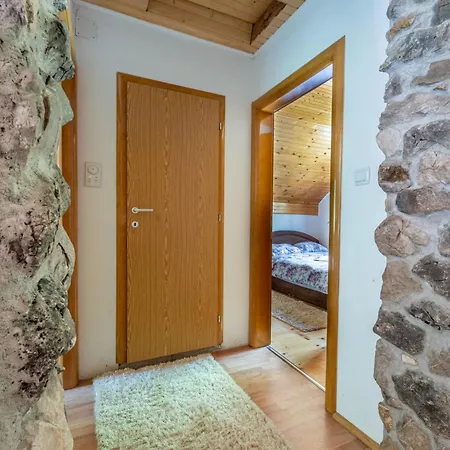 Domacinstvo Na Kraju Svijeta Hétvégi ház Šipovo