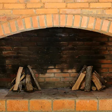 Domacinstvo Na Kraju Svijeta Country house *