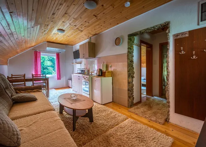 Domacinstvo Na Kraju Svijeta Hétvégi ház